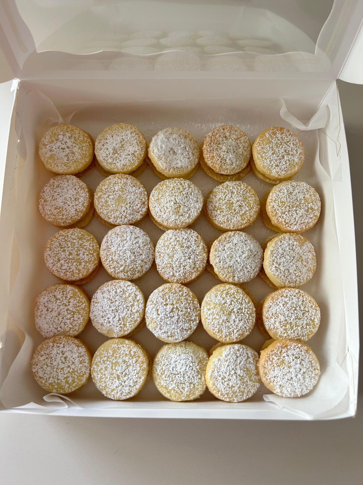 Traditional Alfajores